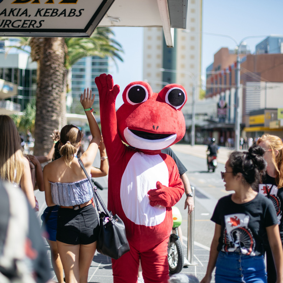 5 Tips for Parents: Preparing Your Child for Schoolies